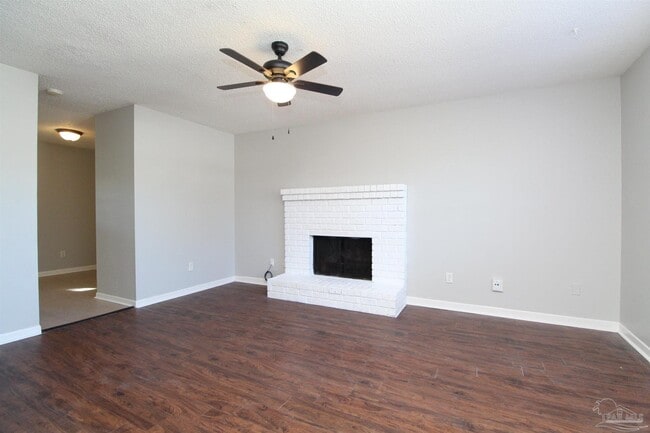 7642 Sandy Creek Dr in Pensacola, FL - Building Photo - Building Photo