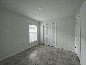 4085 Villa Doria Ct in North Fort Myers, FL - Building Photo - Building Photo