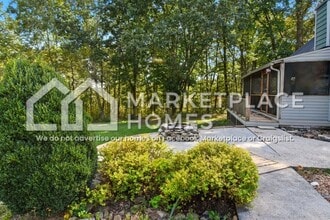 156 Martin Burgess Rd in Crossville, TN - Building Photo - Building Photo
