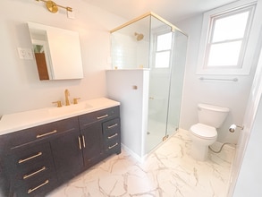 175 Palmer Ct in Shelburne, VT - Building Photo - Building Photo