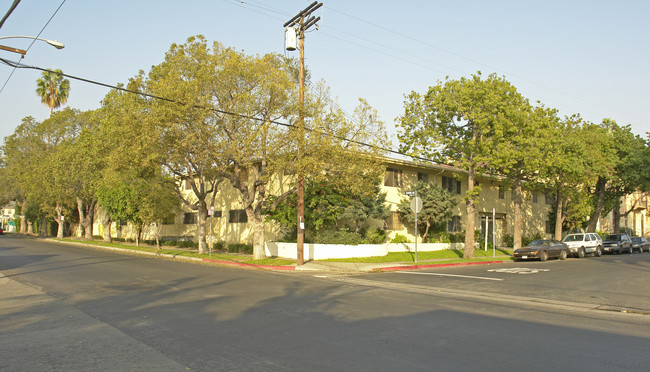 6153 Lexington Ave in Los Angeles, CA - Building Photo - Building Photo