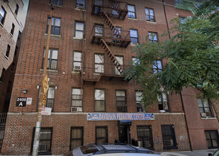 2400 Davidson Ave in Bronx, NY - Building Photo - Building Photo