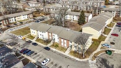 3771 Cornell Dr in Dayton, OH - Building Photo - Building Photo