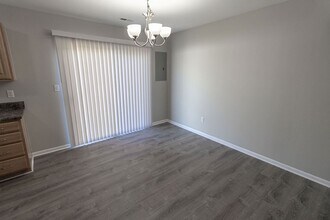 4012-4014-4014 Arctic Fox Dr in Columbia, MO - Building Photo - Building Photo