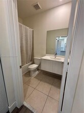 7819 NW 104th Ave in Doral, FL - Building Photo - Building Photo