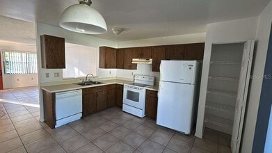 703 Platypus Ct in Kissimmee, FL - Building Photo - Building Photo