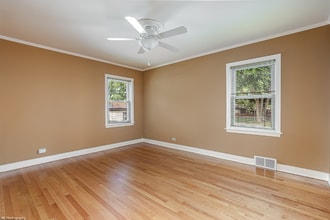 9136 Sproat Ave in Oak Lawn, IL - Building Photo - Building Photo