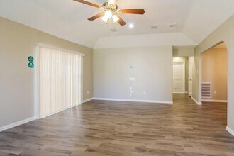 10806 Clear Fork Dr in Humble, TX - Building Photo - Building Photo