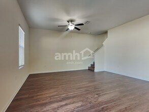 8716 Layalie Way in Gibsonton, FL - Building Photo - Building Photo