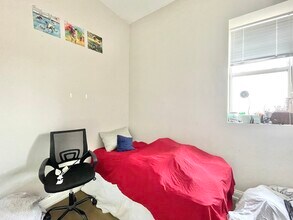 2620 W Cermak Rd in Chicago, IL - Building Photo - Building Photo