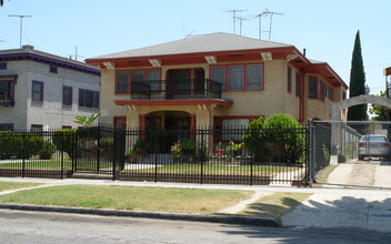 2940 Leeward Ave in Los Angeles, CA - Building Photo - Building Photo