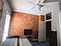 1101 W Hamburg St photo'