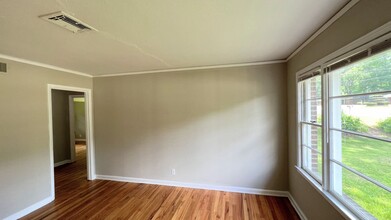 924 Green Ridge Rd in Montgomery, AL - Building Photo - Building Photo