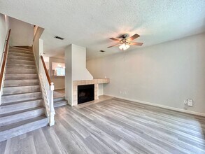 12325 Los Indios Trail in Austin, TX - Building Photo - Building Photo