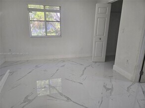 17337 NW 7th Ave in Miami Gardens, FL - Building Photo - Building Photo