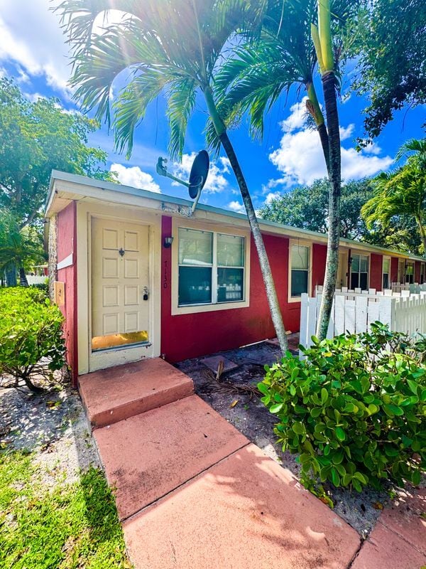 property at 7130 Southgate Blvd