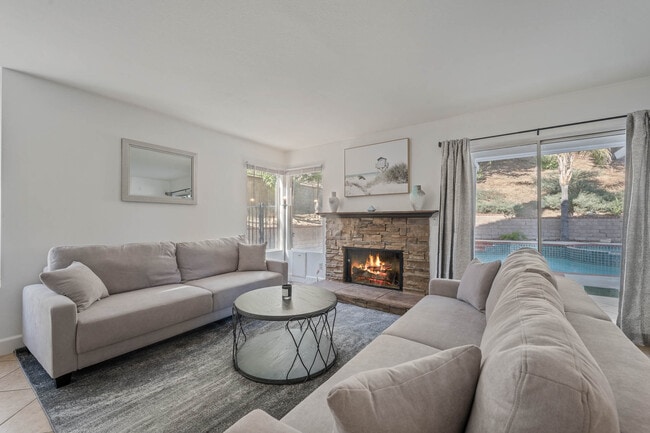 27813 Firebrand Dr in Castaic, CA - Building Photo - Building Photo