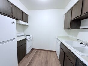 Freedom Park Apartments in Madison, WI - Building Photo - Building Photo