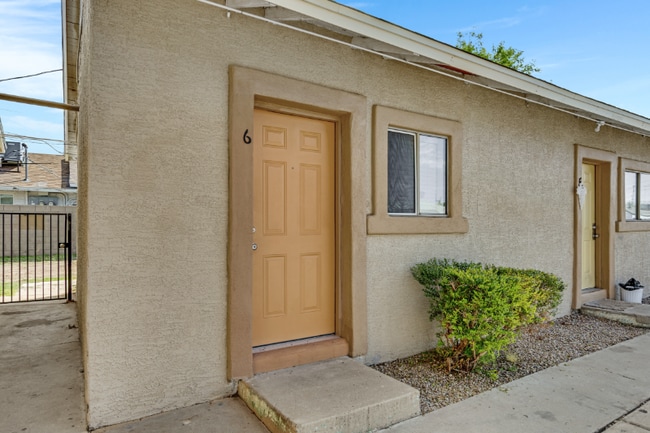 2238 E Taylor St in Phoenix, AZ - Building Photo - Building Photo