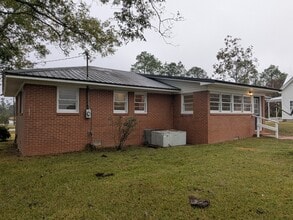 68 Womack Ave in Soperton, GA - Building Photo - Building Photo