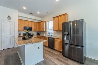 1404 Kittyhawk Dr in Little Elm, TX - Building Photo - Building Photo