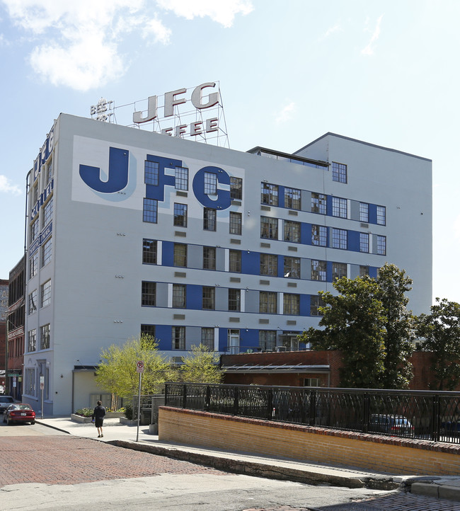 JFG Flats in Knoxville, TN - Foto de edificio - Building Photo