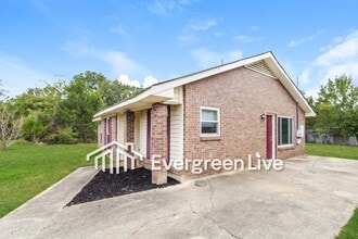 4201 Spring Park Ct in Montgomery, AL - Building Photo - Building Photo