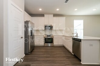 18436 Idyllic Aly in Shenandoah, TX - Building Photo - Building Photo