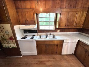 11 Parkwood Dr NE in Rome, GA - Building Photo - Building Photo