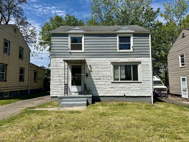 property at 472 Keck St