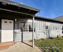 8047 SE Glencoe Rd in Portland, OR - Building Photo