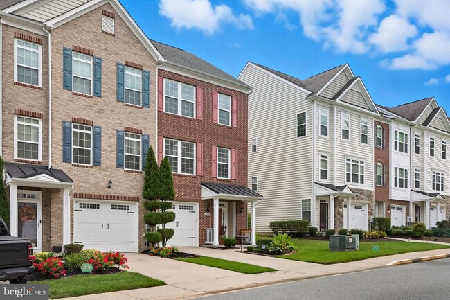 property at 4814 Forest Pines Dr