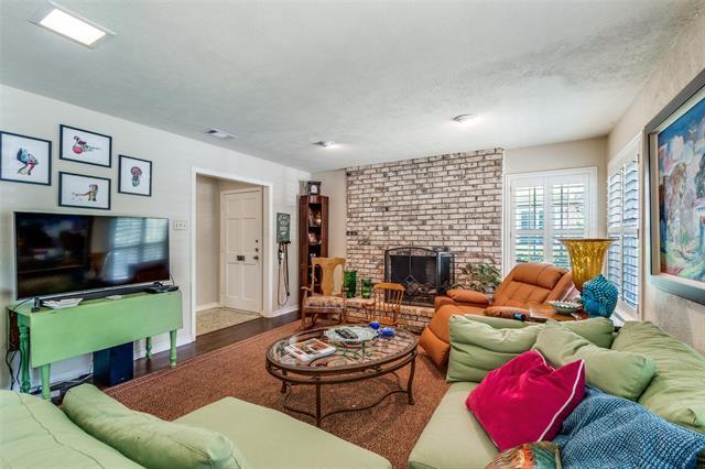 10696 Pagewood Dr in Dallas, TX - Building Photo - Building Photo