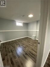 318 Melvin Ave in Hamilton, ON - Building Photo - Building Photo