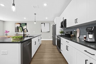 Providence Place in New Providence, NJ - Building Photo - Building Photo