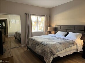 5130 S Jones Blvd in Las Vegas, NV - Building Photo - Building Photo