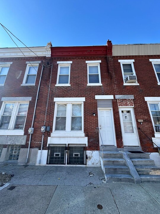 5626 Utah St in Philadelphia, PA - Building Photo