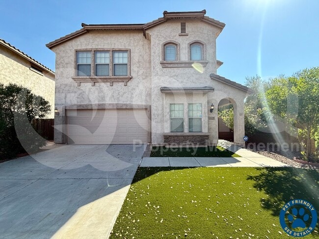 2213 W Marconi Ave