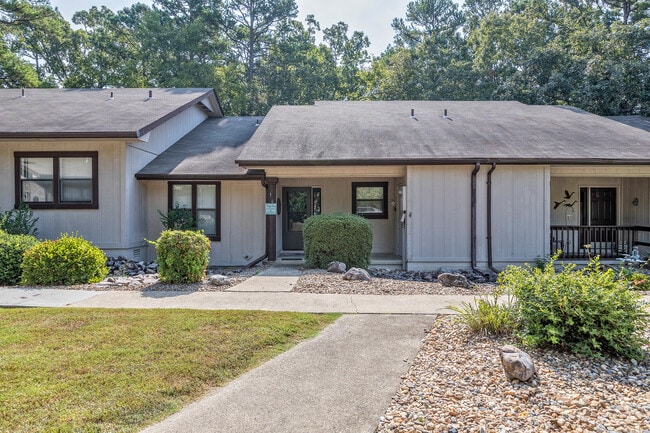 property at 16 Dulzura Ln