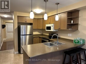 4830 Valera Rd in Burlington, ON - Building Photo - Building Photo