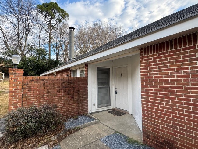 137 Hillabee Ct in Montgomery, AL - Building Photo - Building Photo