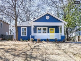 1395 Beatie Ave SW in Atlanta, GA - Building Photo