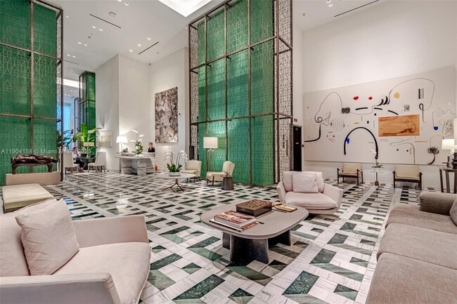 801 S Miami Ave in Miami, FL - Building Photo - Building Photo