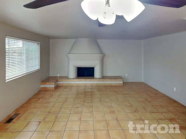 12317 NE 33rd St in Vancouver, WA - Building Photo - Building Photo