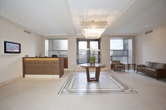 230 Riverside Dr in New York, NY - Building Photo - Lobby