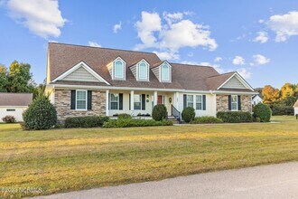 202 Tidewater Dr in Newport, NC - Building Photo - Building Photo
