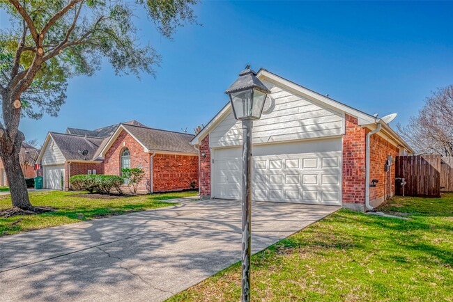 property at 11514 Arroyo Creek Ln