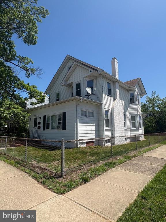 224 Harrison Ave