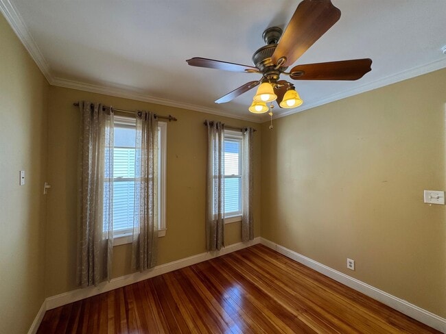 61 Clarendon Ave, Unit 2 in Somerville, MA - Building Photo - Building Photo