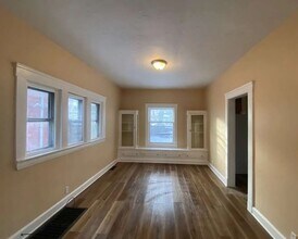 428 E 114th St in Cleveland, OH - Building Photo - Building Photo